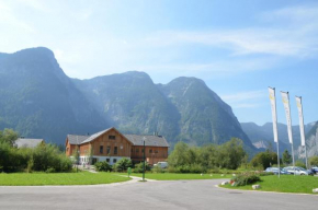 Отель Dormio Resort Obertraun, Обертраун